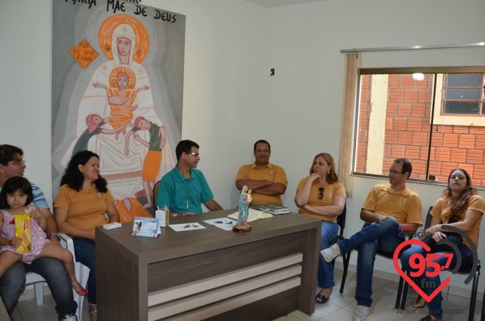 Igreja São Paulo Apóstolo celebra missa mensal com equipistas