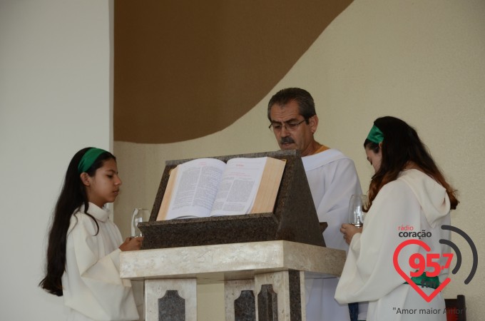 Igreja São Paulo Apóstolo celebra missa mensal com equipistas