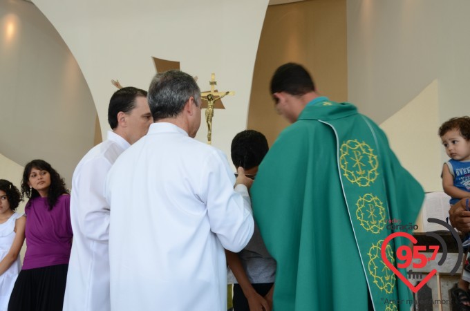 Igreja São Paulo Apóstolo celebra missa mensal com equipistas