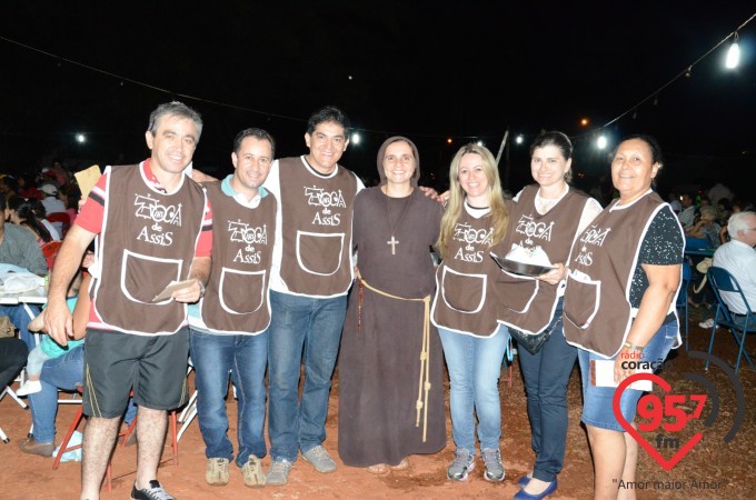 Toca de Assis realiza show de prêmios