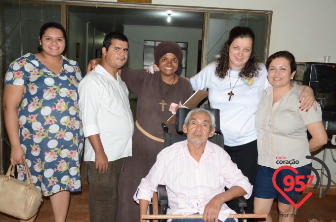 Toca de Assis realiza show de prêmios