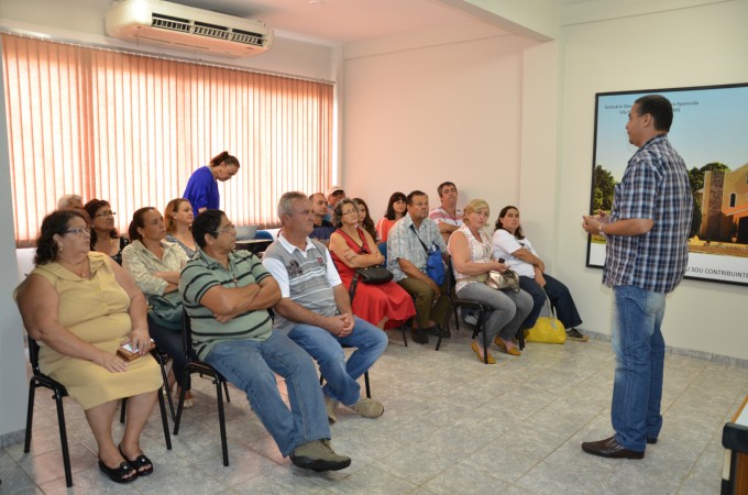 Arrecadadores visitam a Rádio Coração FM