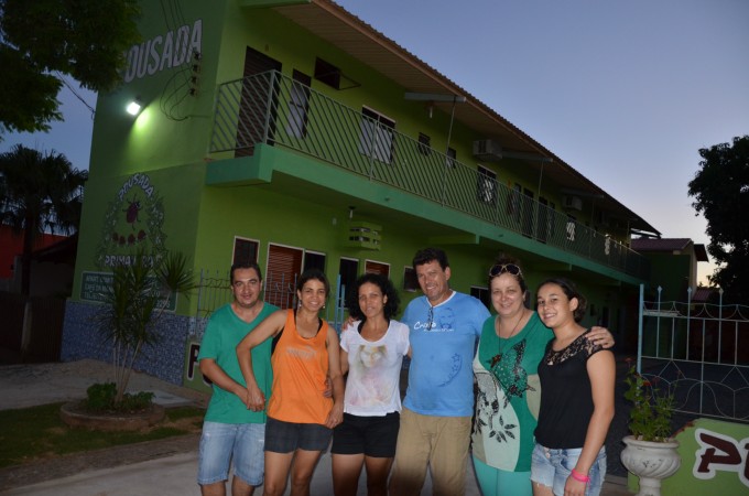 Integrantes da Rádio Coração visitam contribuintes em Bonito