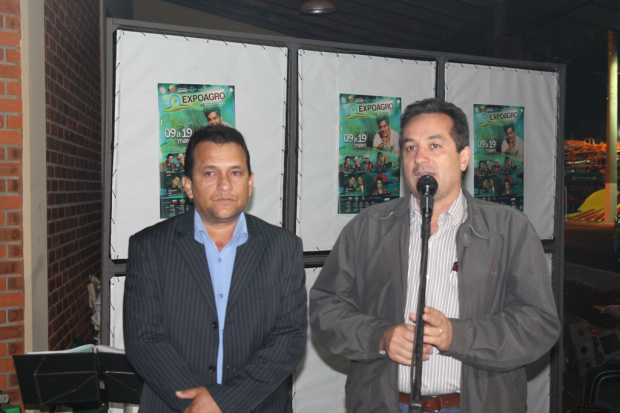 Presidente do Sindicato Marisvaldo Zeuli na confraternização com os Jornalistas.
Foto: InformeHoje.com