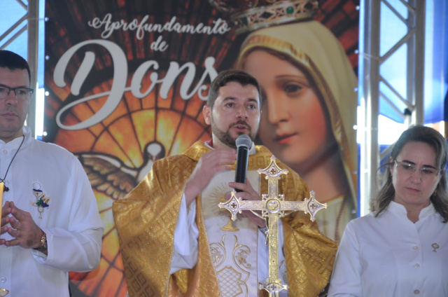 Padre Marcos, Diretor Espiritual do movimento e pároco da Paróquia Santa Teresinha. Foto: Estanislau Sanabria/RC