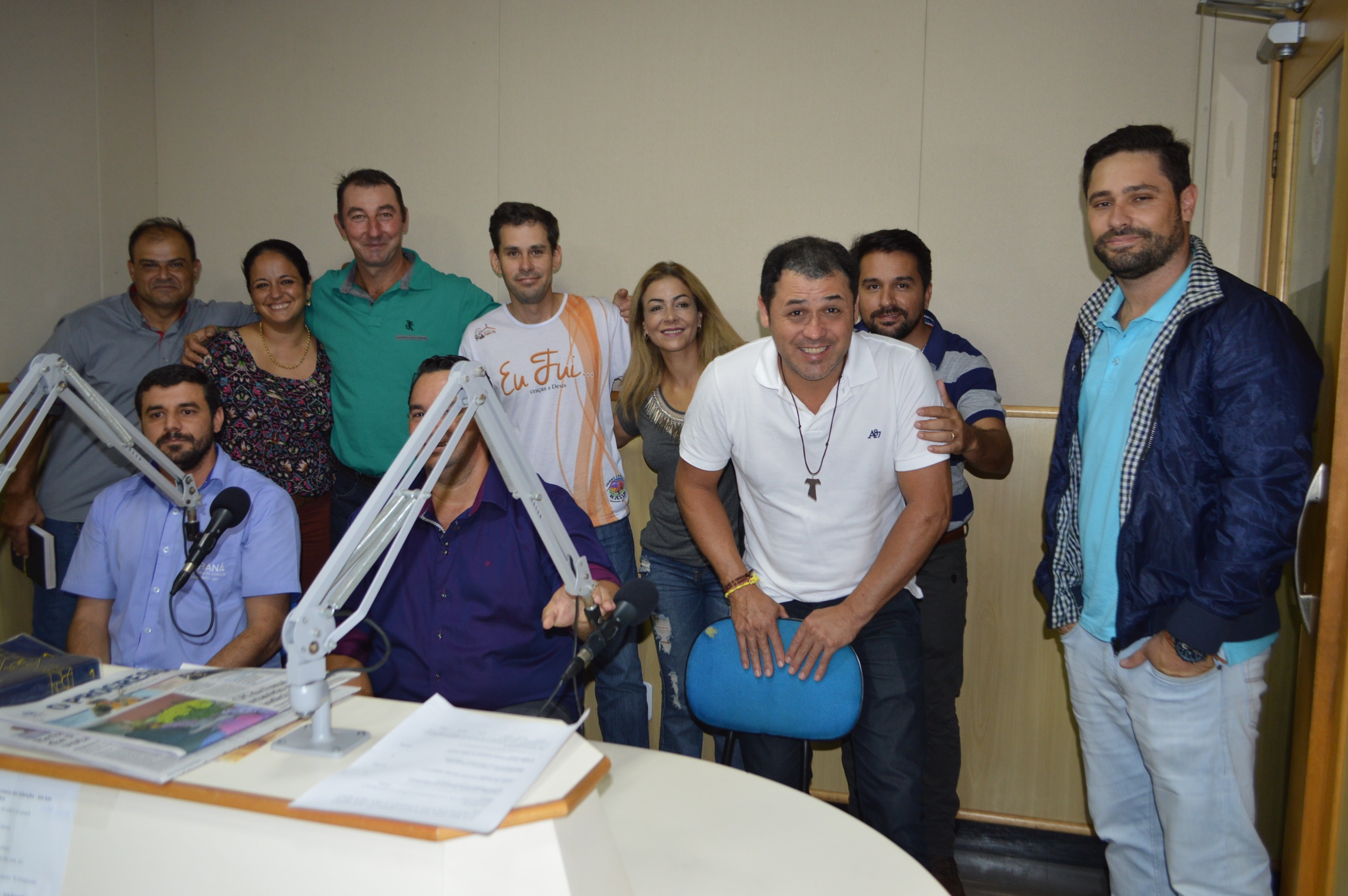 Participantes do 29° Acampamento Sênior, na Rádio Coração FM. Fotos: Reynaldo Felix/RC