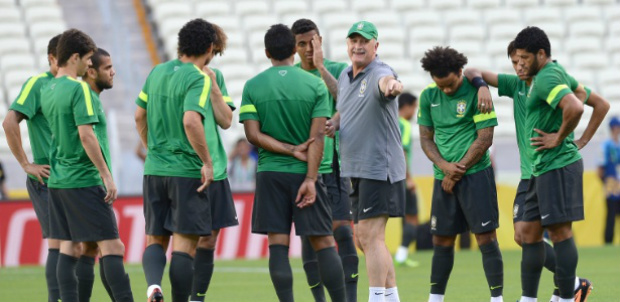 Felipão comandará equipe em primeiro jogo de mata-mata desde sua volta à seleção
