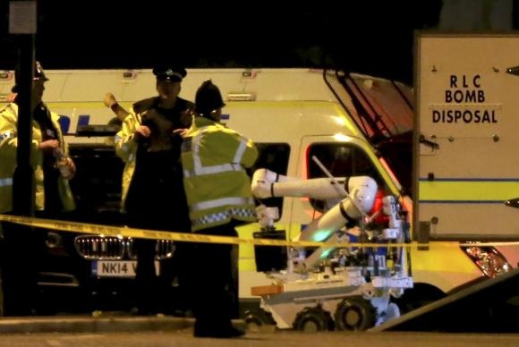 Ataque em Manchester, na Inglaterra, deixa pelo menos 22 mortos - Foto Agência LusaNigel Roddis/Agência Lusa