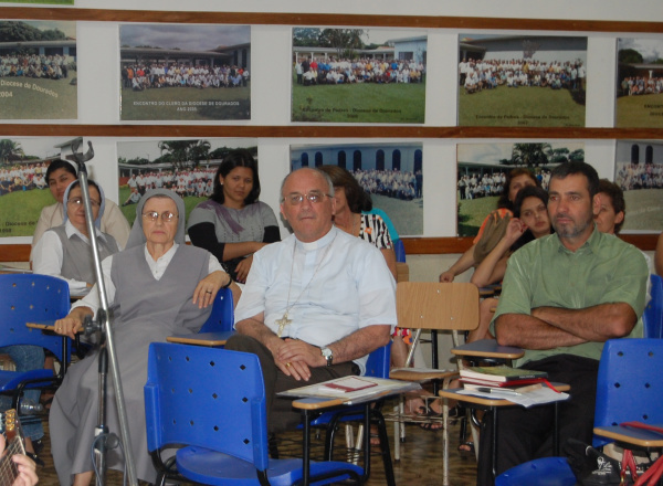 Dourados realiza Assembléia Diocesana O evento tem como objetivo avaliar a caminhada das atividades anteriores e planejar o futuro das mesmas, uma vez que a evento é realizado a cada dois anos.