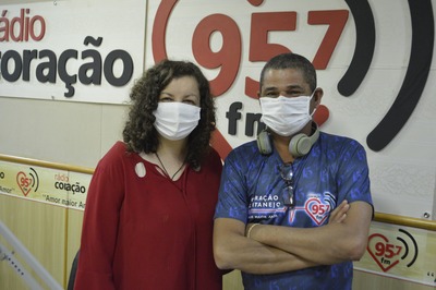 Ênio Teixeira ao lado de Ozair Sanábria, no Superação',  quadro quinzenal  do programa 'Um Só Coração' 