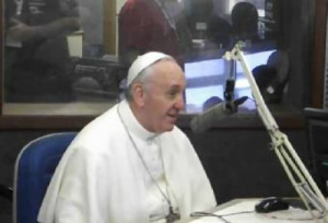 A rádio católica é o púlpito mais próximo que temos hoje, diz o Papa Francisco