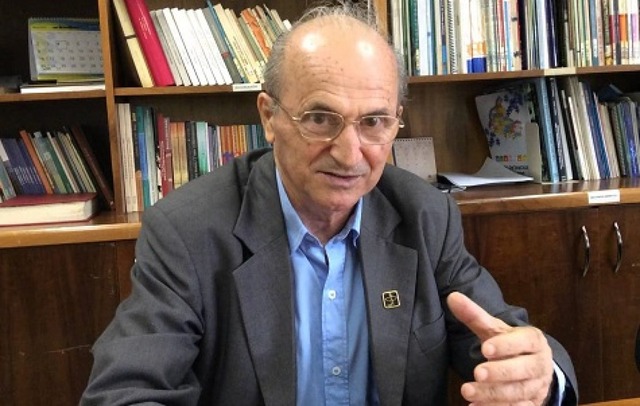 Dom Luiz Demétrio Valentini, bispo-emérito de Jales (SP: “A ausência de posicionamento revela de um lado um descrédito muito grande. Uma distância sempre crescente entre as estruturas sociais políticas e a vida do povo brasileiro”.
