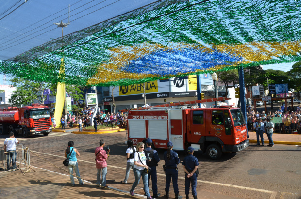 Desfile de 7 de setembro em Dourados Desfile de 7 de setembro em Dourados