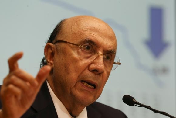 O ministro Henrique Meirelles anuncia novas metas fiscais para 2017 e 2018 Fabio Rodrigues Pozzebom/Agência Brasil