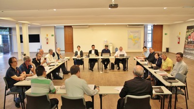 Reunião da comissão da Doutrina da Fé na CNBB. Foto: Maurício Sant´Ana