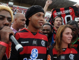Ronaldinho Gaúcho é arma forte para o marketing
do Flamengo (Foto: EFE)