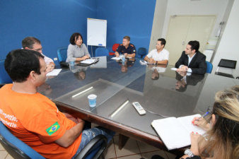 Reunião marcou o início da campanha em prol das vítimas do desastre no Rio
(Foto: Cido Frota)
