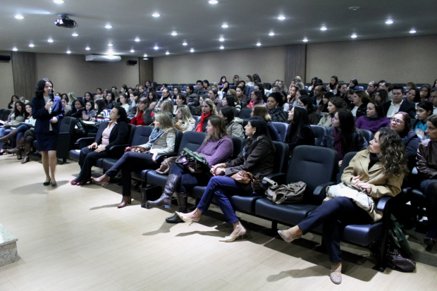 A abertura será hoje às 19 horas no anfiteatro do Bloco I da UNIGRAN