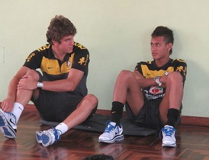 Companheiros afirmam que jogador é imprevisível e admitem que o procuram por conta de sua habilidade para resolver a favor da Seleção