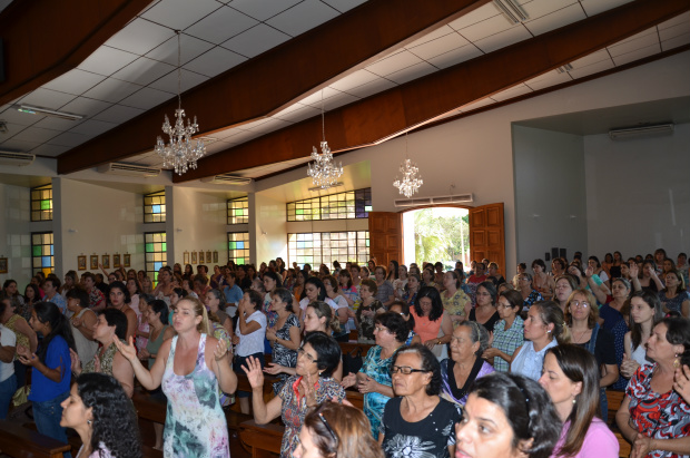 Igreja São Francisco realiza encontro de mulheres Igreja São Francisco realiza encontro de mulheres