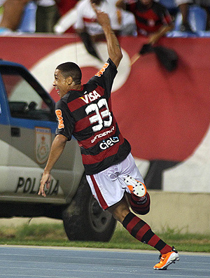 Wanderley comemora seu gol no Engenhão
(Foto: Maurício Val/VIPCOMM)