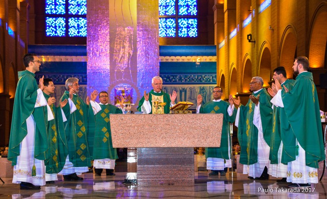 Fotos da Diocese de Dourados no Santuário Nacional de Aparecida