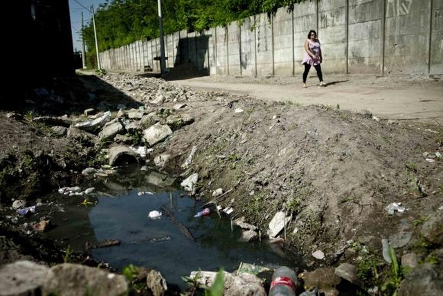 No país, 45% dos brasileiros não têm acesso a serviço adequado de esgotoMarcelo Camargo