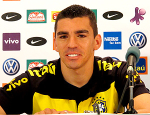 Lucio diz que não está preocupado com o 'bicho'
em caso de título (Foto: Globoesporte.com)