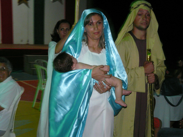 Escola Imaculada Conceição fecha 2013 com noite de confraternização