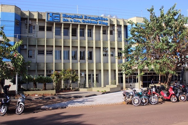 Equipe da Universidade Presbiteriana Mackenzie assumiu anteontem a direção do Hospital Evangélico Dr. e Srª Goldsby King, em Dourados