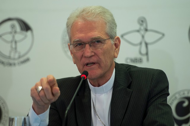 O secretário-geral da CNBB, dom Leonardo Steiner, concedeu entrevista à equipe de assessoria de imprensa sobre o significado da data.