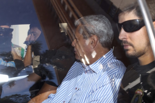 André Puccinelli foi levado pelos agentes da Policia Federal depor na PF. FOTO André de Abreu/TopMídiaNews