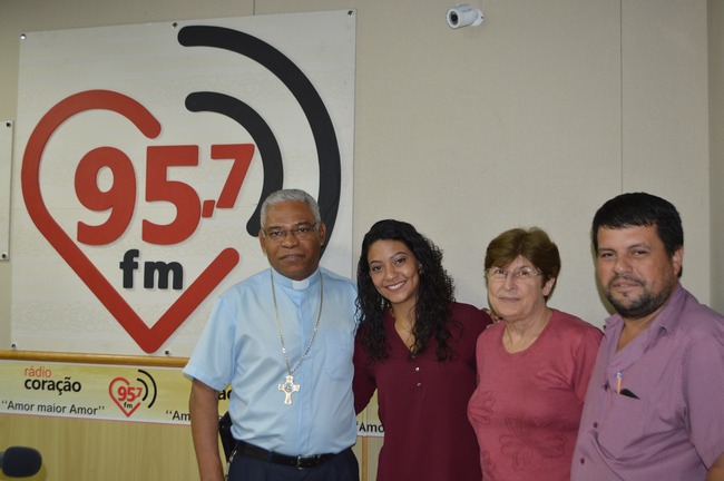 Dom Henrique, Josiane, Irmã Gema e Odair. Foto: Ozair Sanabria/RC