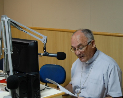 Hoje pela manhã, dom Redovino fez o convite para toda Diocese durante seu programa na Rádio Coração