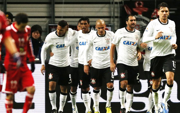 Corintianos só conseguiram fazer um gol e terão de melhorar para serem campeões domingo (Foto: EFE)