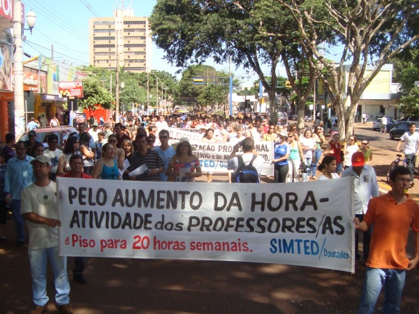 Categoria luta por reajuste pedido. foto - CIDO COSTA