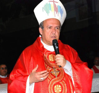 Na festa dos apóstolos Pedro e Paulo, queremos pedir fidelidade a Jesus Cristo, a partir de um encontro pessoal com o Ressuscitado e coragem para estarmos disponíveis ao testemunho