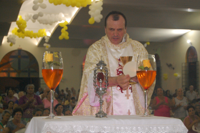 Missa e grandiosa carreata com a relíquia de São Luiz Orione