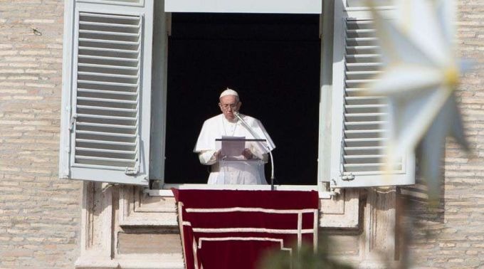 Papa durante o Ângelus. Foto: ACI Prensa