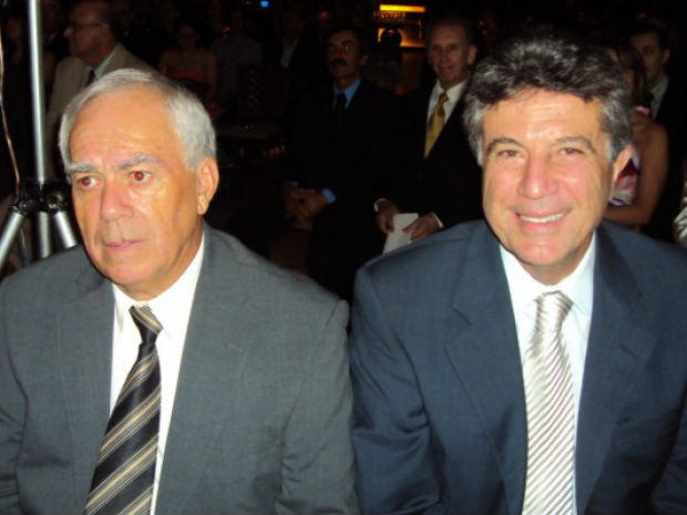 Vice-prefeito eleito, Odilon Azambuja, e o prefeito reeleito, Murilo Zauith. 