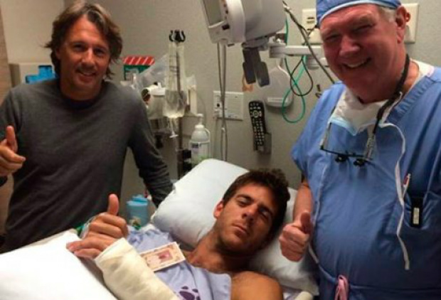 Juan Martín del Potro junto com o seu treinador, Franco Davín, e o cirurgião Richard Berger, que realizou a operação. Foto: Facebook oficial de Juan Martín del Potro