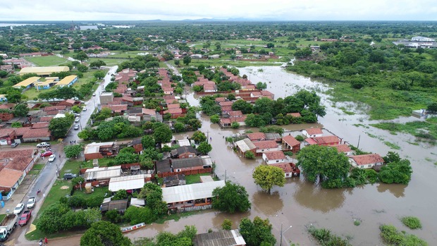 Alagamento atingiu principalmente o bairro Cohab
- Foto: Toninho Ruiz