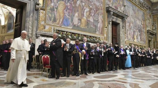 Papa Francisco diante do Corpo Diplomático. Foto: Vatican Media