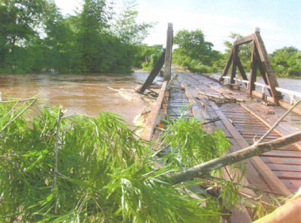 As últimas chuvas ocorridas no Estado destruiu parte das pontes
Foto: div.