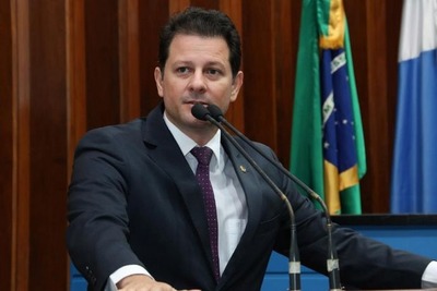 Renato Câmara é o autor do projeto de lei que pretende possibilitar o parcelamento das multas de trânsito por meio do cartão de crédito
Foto: Toninho Souza