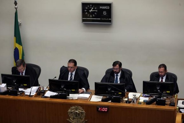 Por unanimidade, Quinta Turma do Superior Tribunal de Justiça (STJ) rejeita habeas corpus do ex-presidente Luiz Inácio Lula da Silva para evitar prisão após julgamento de recursos contra sua condenação em segunda instância José Cruz/Agência Brasil