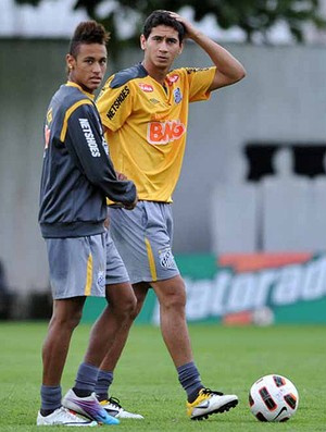 Neymar e Ganso: talento a favor do Peixe na final
(Foto: Ricardo Saibun / Site Oficial do Santos)