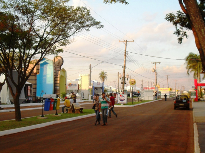 A abertura oficial da feira está marcada para as 12h no auditório do Parque de Exposições João Humberto de Carvalho e contará com a presença do Ministro da Agricultura Wagner Rossi