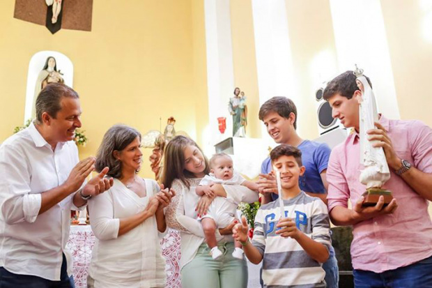 Eduardo Campos no batizado de seu filho mais novo. Foto divulgação