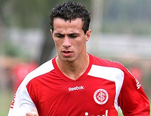 Com times modificados, Leandro Damião é 
atração na Vila (Foto: Lucas Uebel / VIPCOMM)